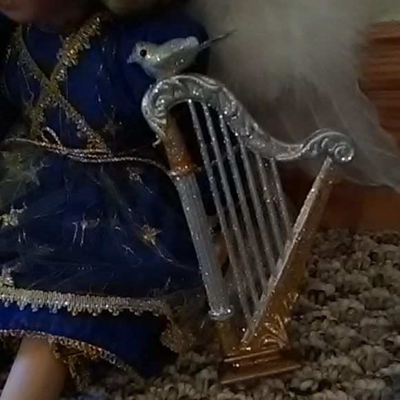 New in box Paradise Galleries Doll - Picture 3 of 8